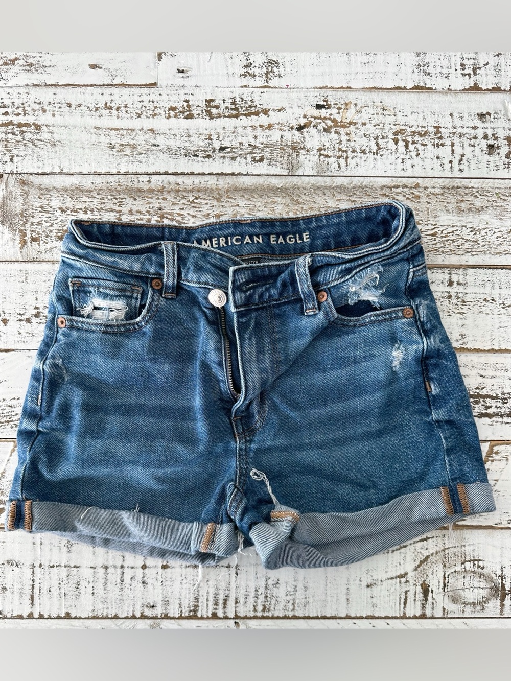 American Eagle Outfitters Denim Roll Cuff Mom Shorts - Size 00